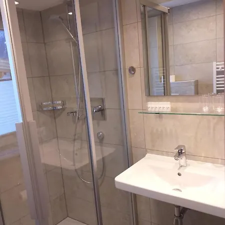 דירה Leonards Aparts קאפל